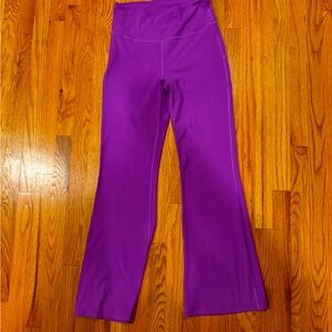 Groove super high-rise flared in moonlit magenta size 10 - excellent condition